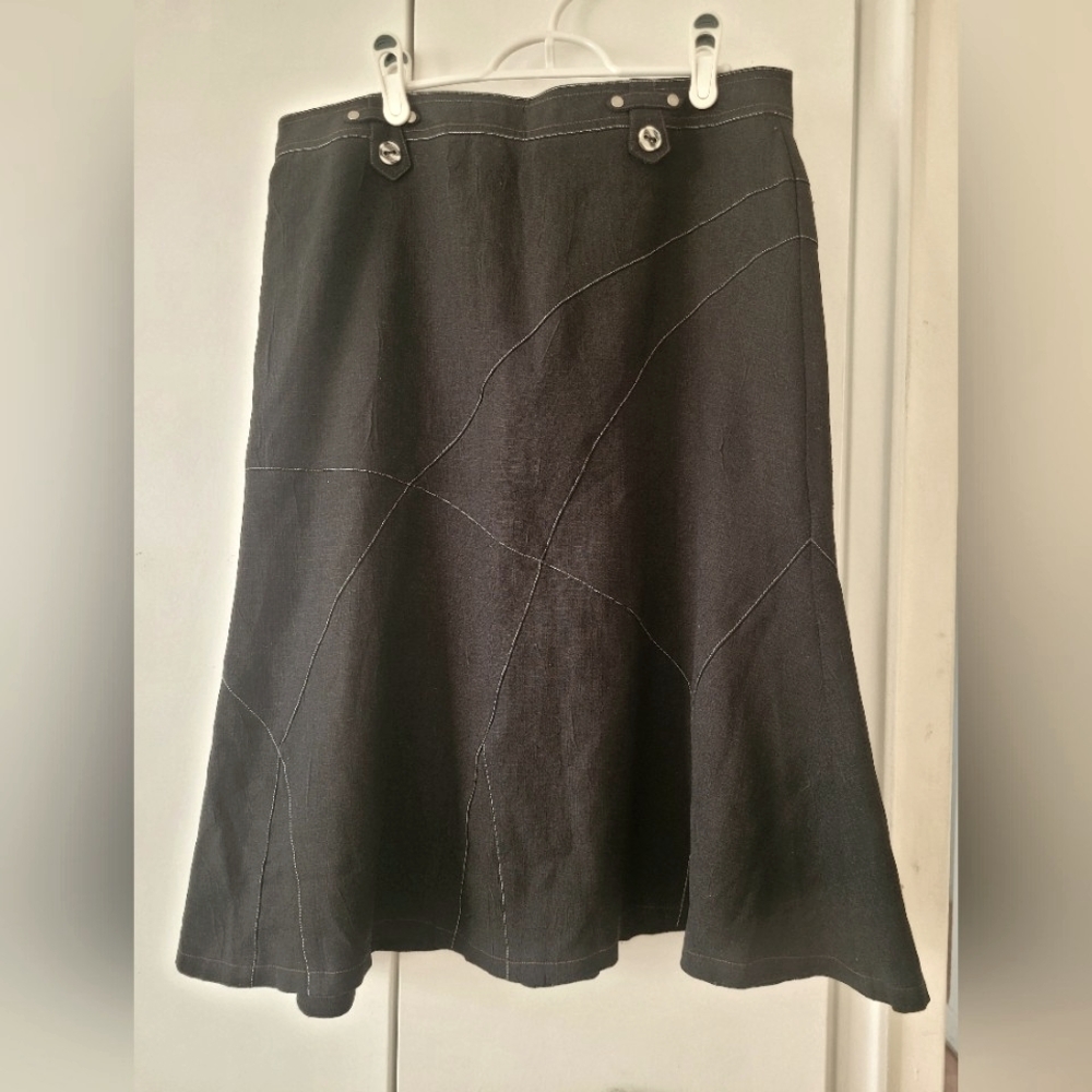 Lana Petite Black A-Line Skirt – Size 12